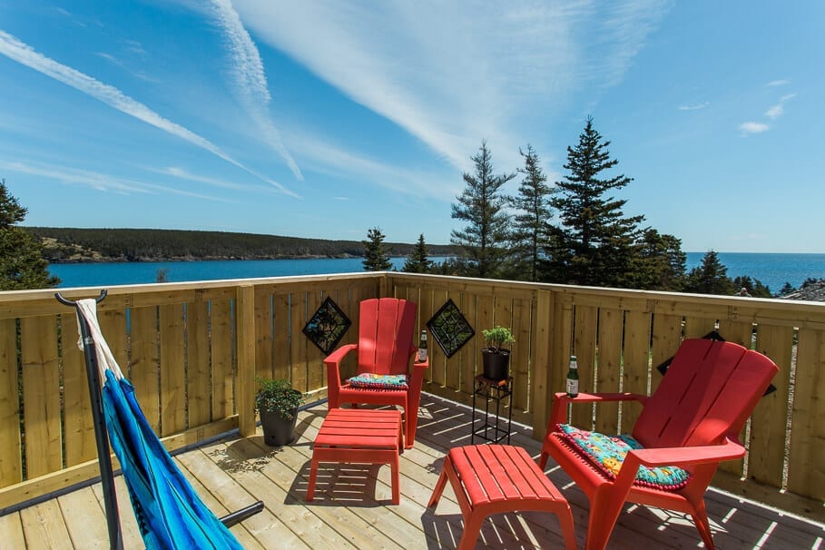 Blue Whale Suite With Private Hot Tub + 24hr Sauna Access