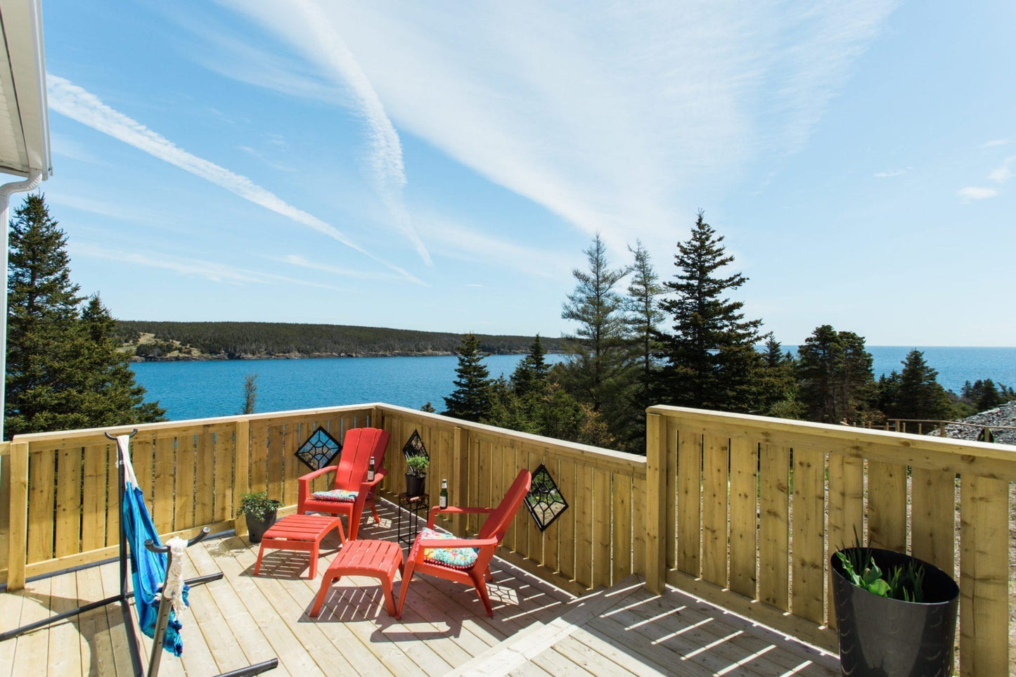 Blue Whale Suite With Private Hot Tub + 24hr Sauna Access