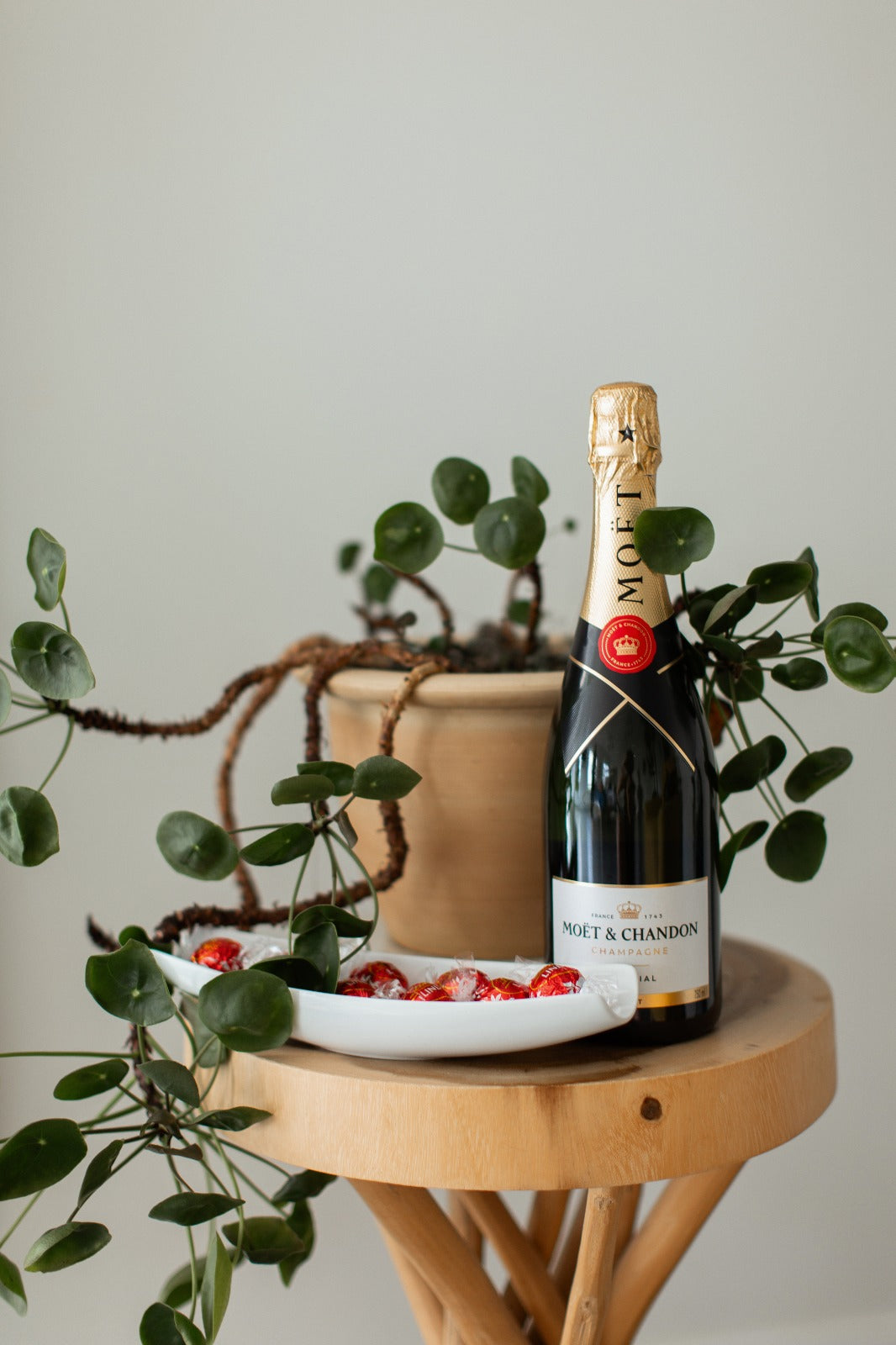 Blue Whale Private Hot Tub Suite